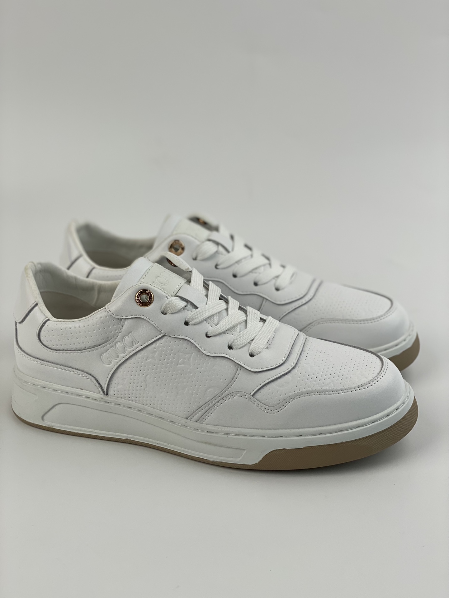 Overseas version of Gucci Gucci Sports Leisure Trend Sneakers Series