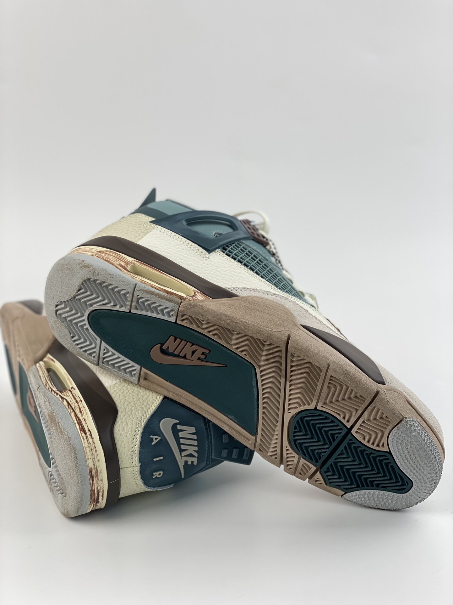 Air Jordan 4 Retro Old Snorlax KNCW