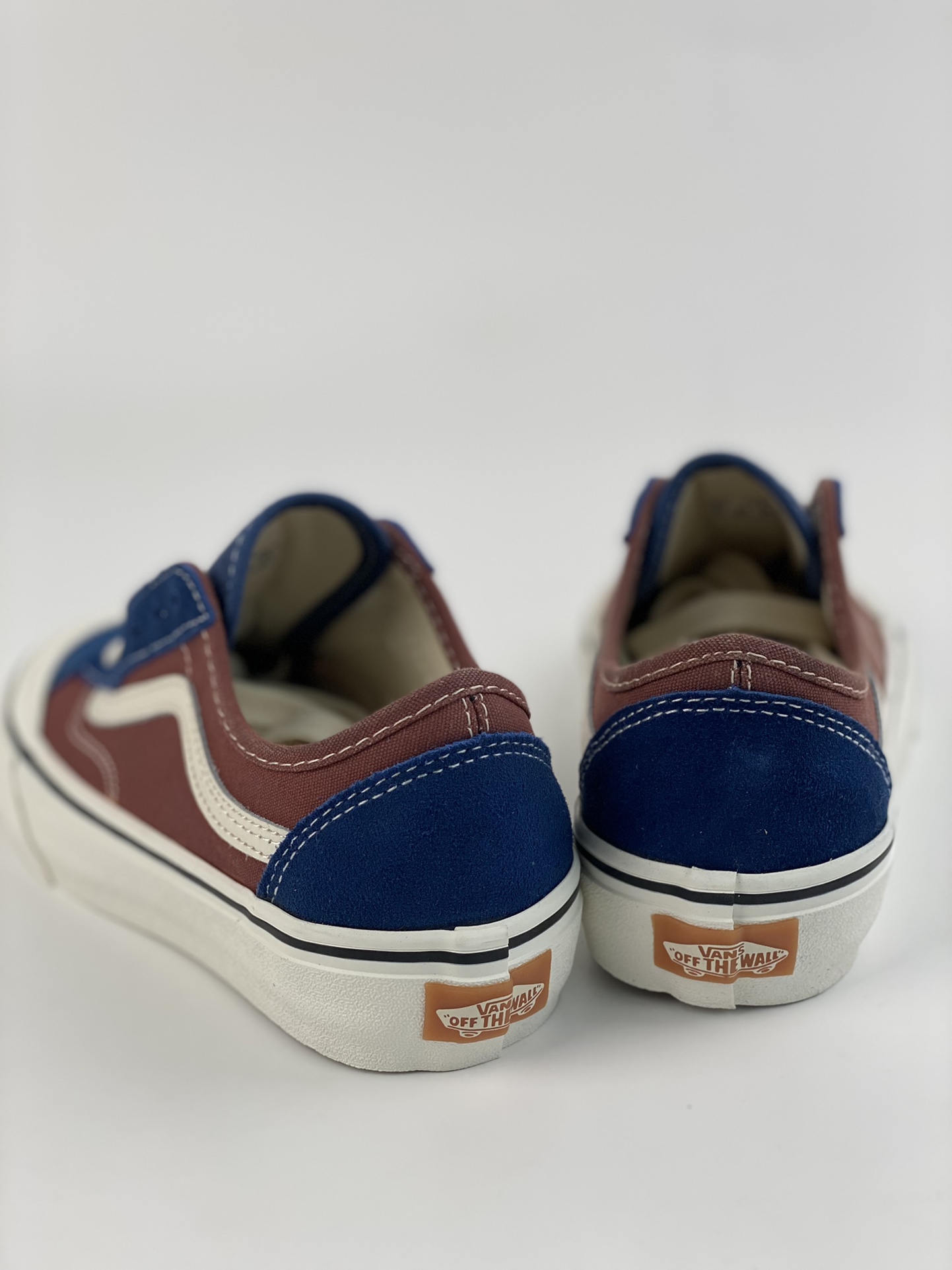 Vans Fans official style 136 VR3 red and blue stitching contrasting American retro plate shoes