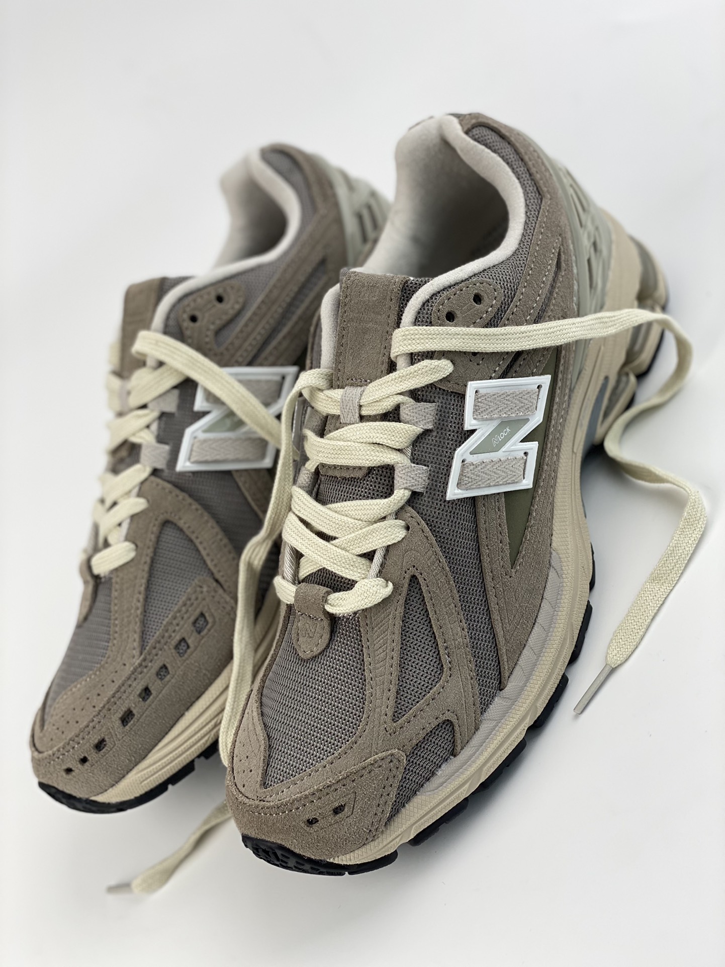 New Balance 1906 series retro dad style casual sports running shoes M1906RL