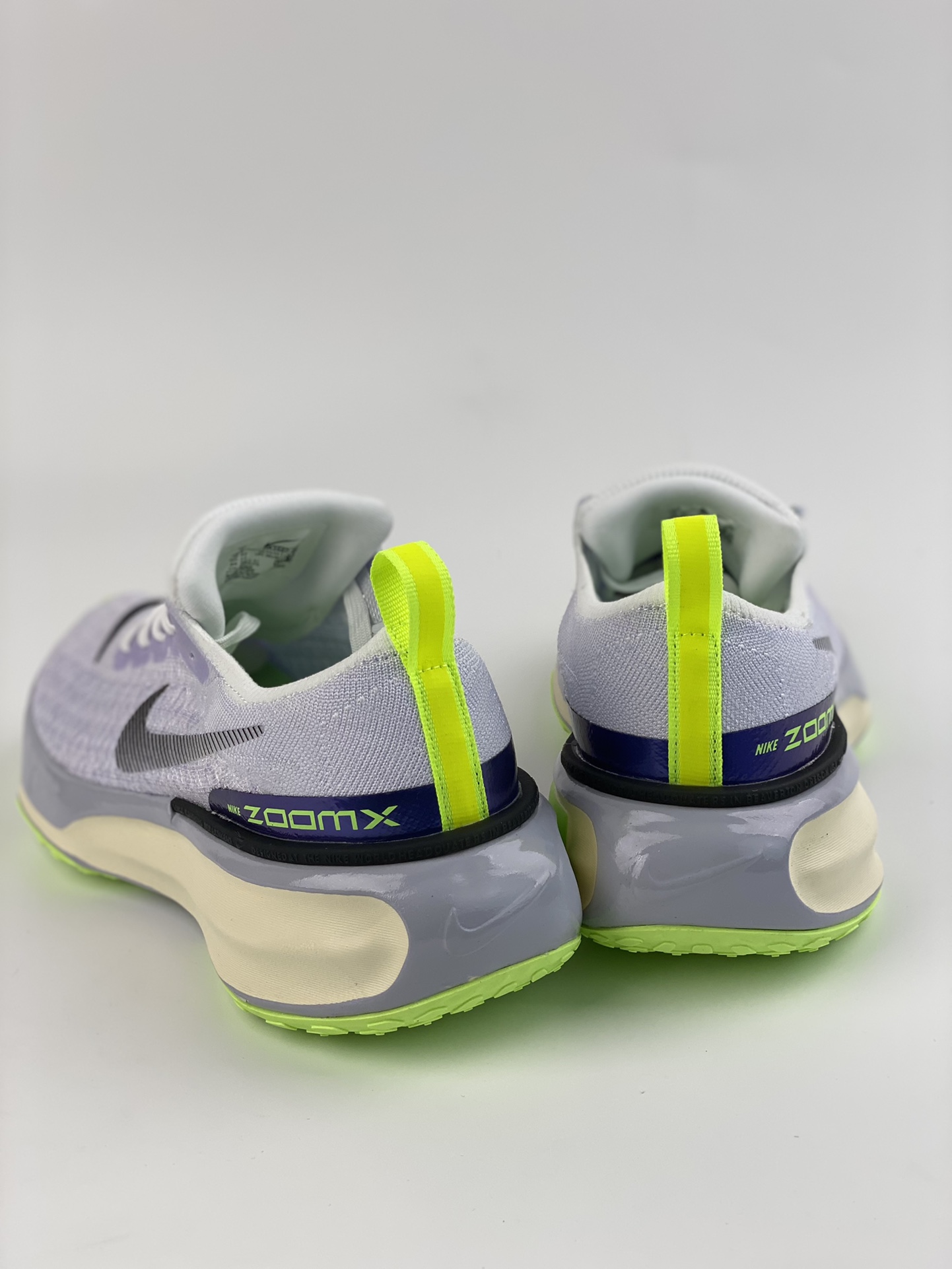 200 NIKE Zoom X Invincible Run Fk 3 马拉松机能风格运动鞋  DR2660-100