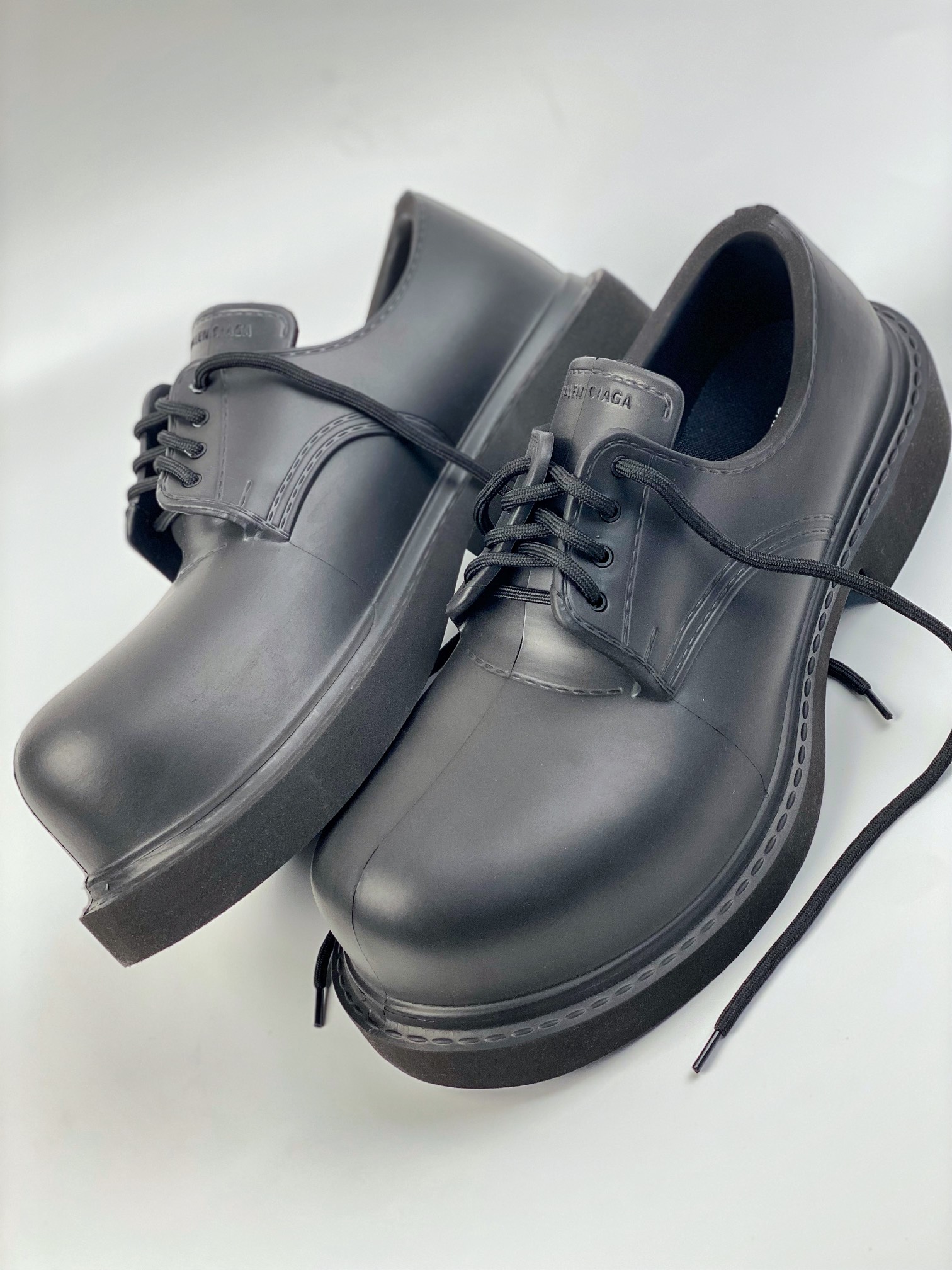 Balenciaga Steoid Big Mickey 717805W0FOI1000