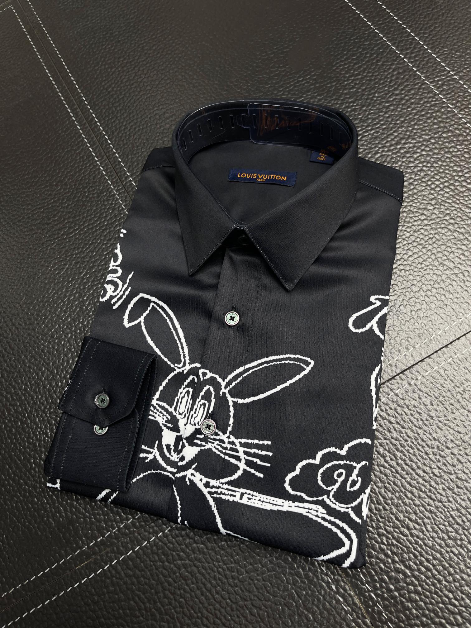 路易威登 Louis Vuitton 高定典藏名品高定成衣时装外套连衣裙衬衫T恤 #A61F4860 3