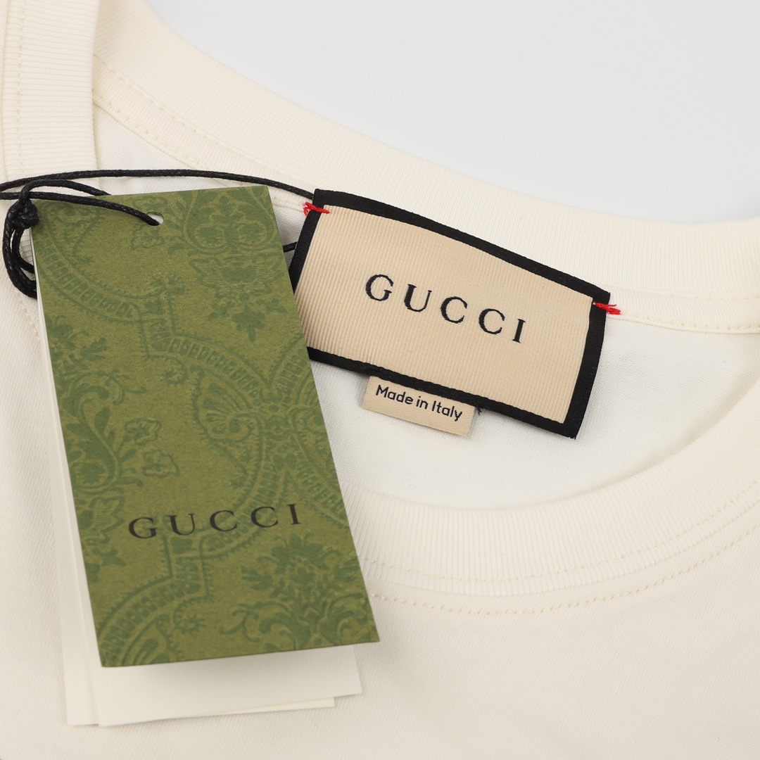 GUCCI/古驰 字母印花圆领短袖 对色定染麻棉面料 字母印花图案