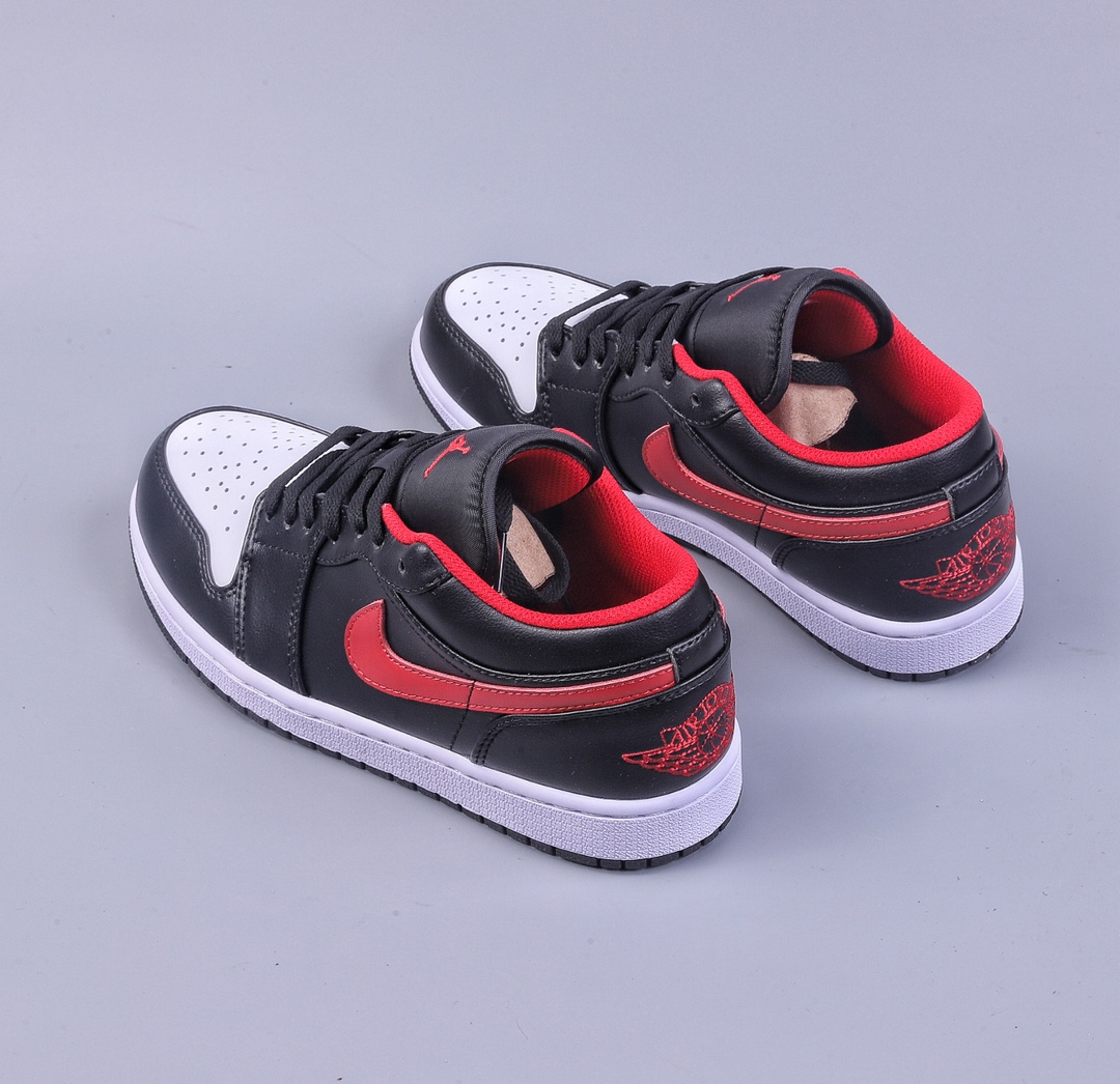 200 K Air Jordan 1 Low ”White Toe” AJ1 乔1小黑红脚趾低帮篮球鞋 553558-063