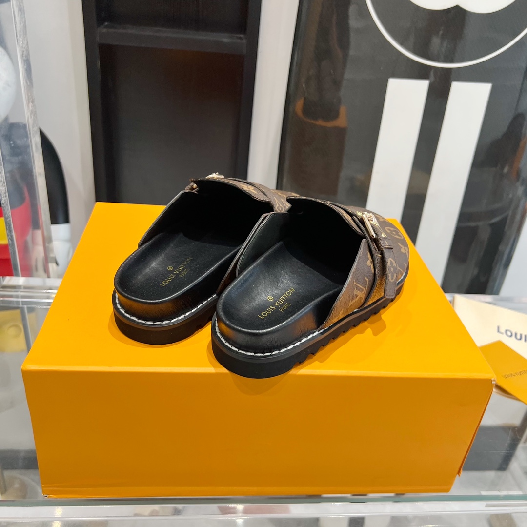 Louis Vuitton Lv包头拖鞋