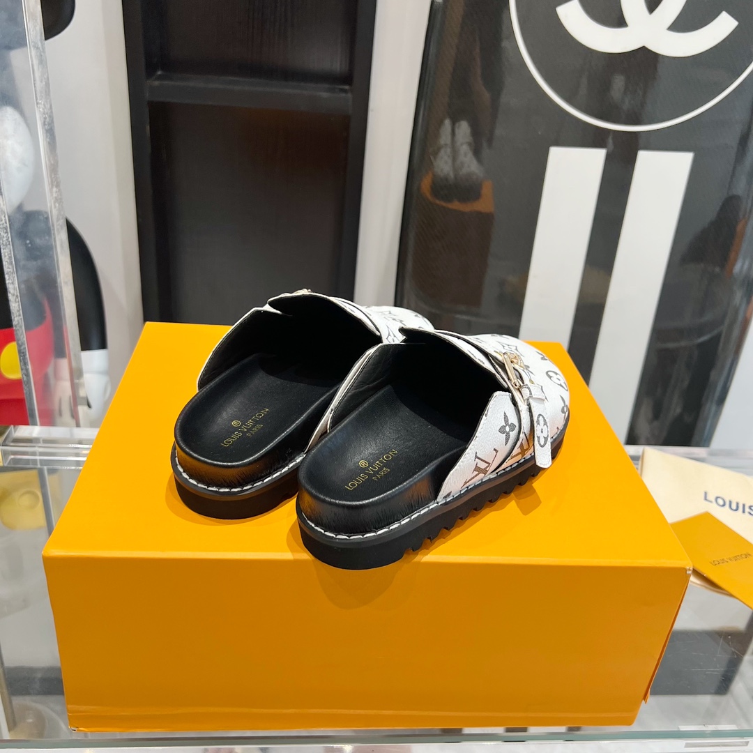 Louis Vuitton Lv包头拖鞋
