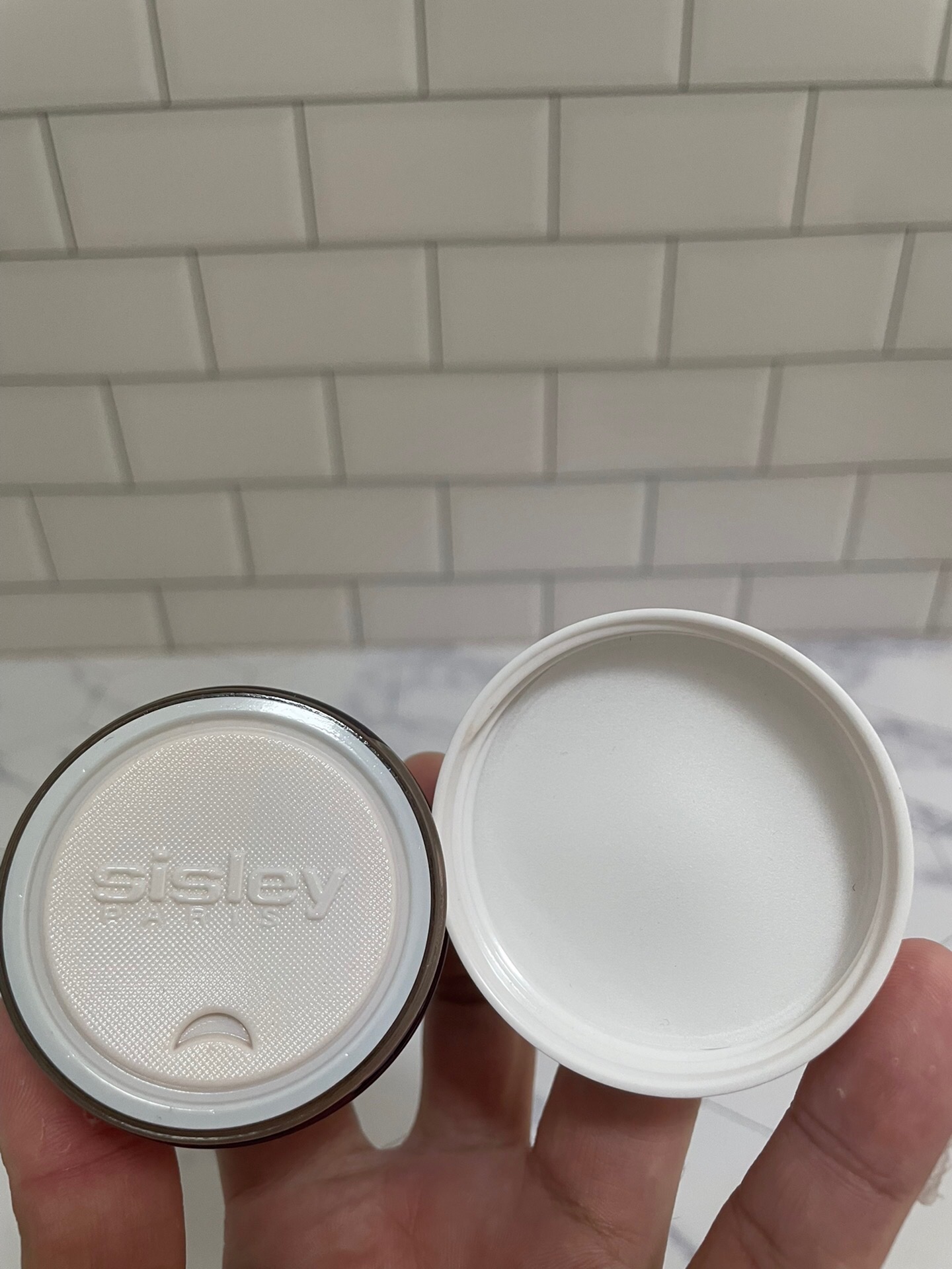 Sisley Black Rose Skin Infusion Cream - Plumping & Radiance, 50ml 6 i1682062840 4775 4