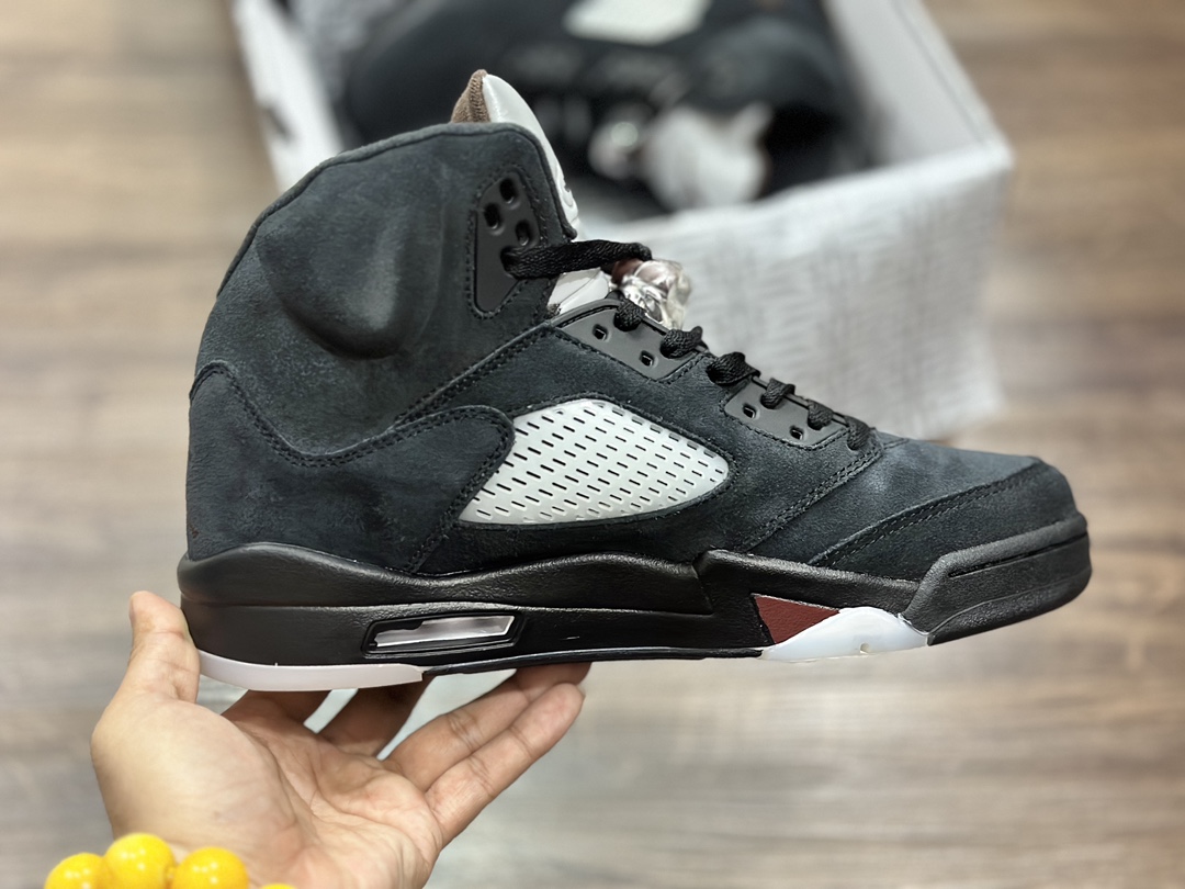 350 Air Jordan 5 乔5工艺黑 aj5黑红麂皮  FD1330-001