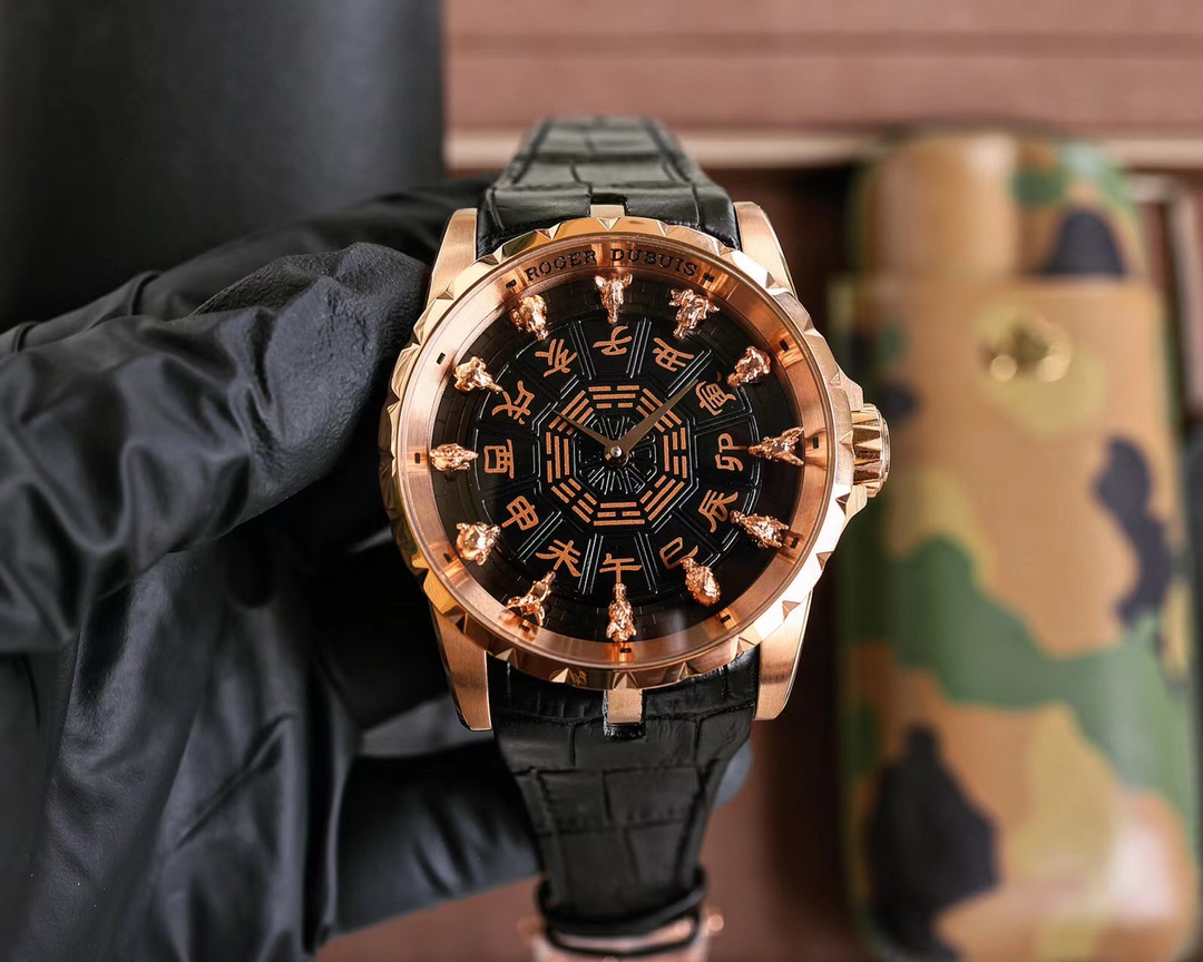 罗杰杜彼ROGERDUBUIS大器晚成王者归来！精雕细镂尽心竭力成就永恒经典腕表尺寸45mmX15.7m