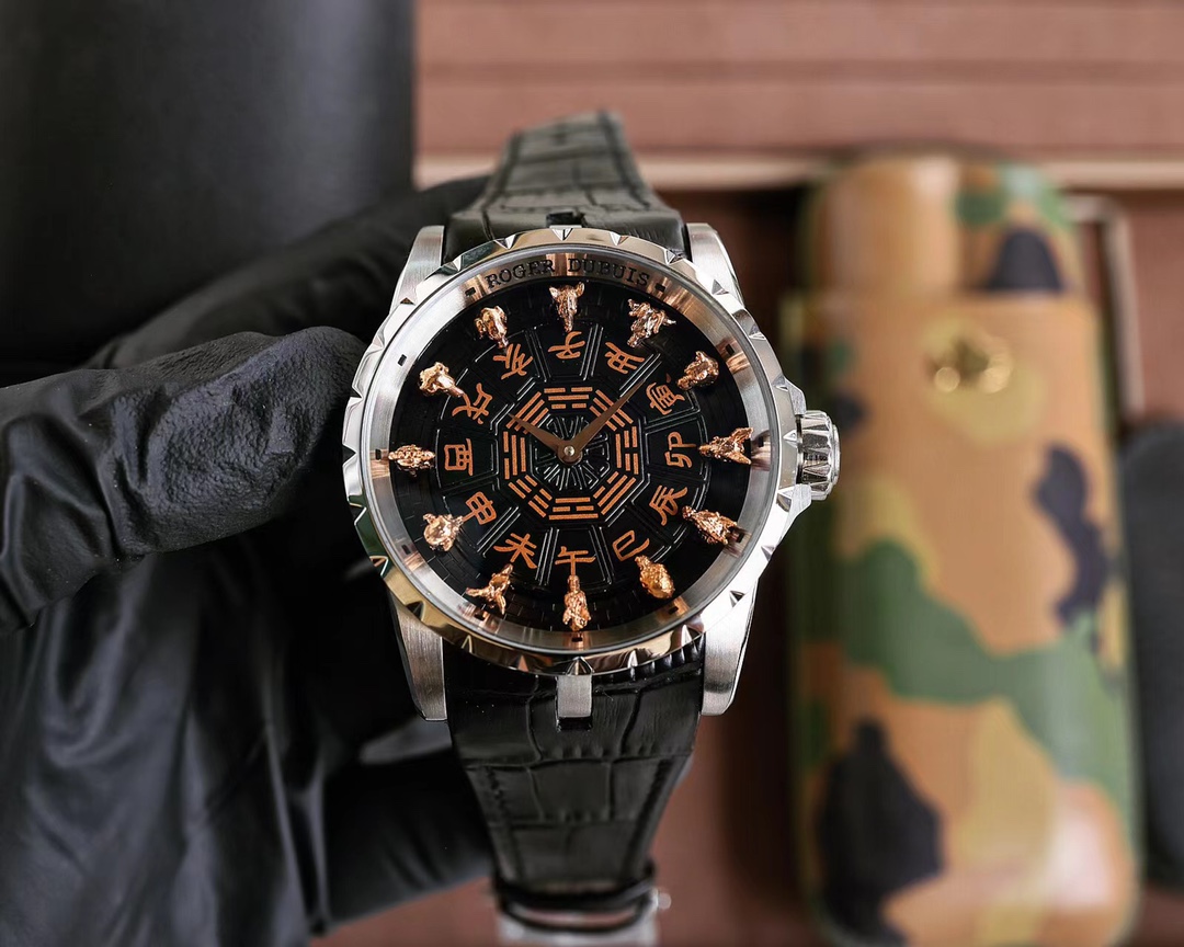 罗杰杜彼ROGERDUBUIS大器晚成王者归来！精雕细镂尽心竭力成就永恒经典腕表尺寸45mmX15.7m