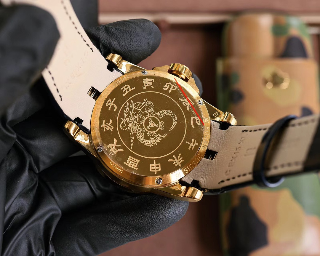 罗杰杜彼ROGERDUBUIS大器晚成王者归来！精雕细镂尽心竭力成就永恒经典腕表尺寸45mmX15.7m