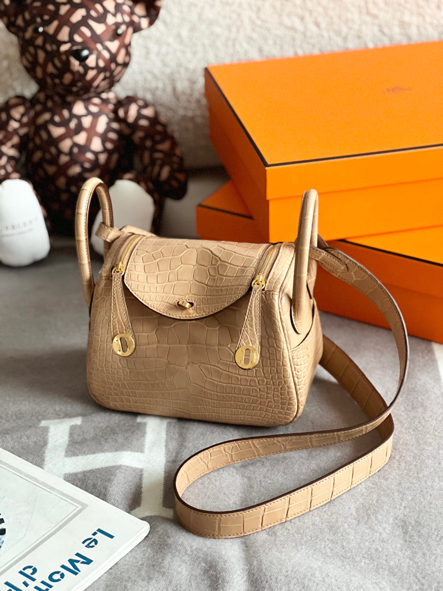 Hermes Lindy Sacs À Bandoulière & À Épaule Couleur du thé au lait Mini