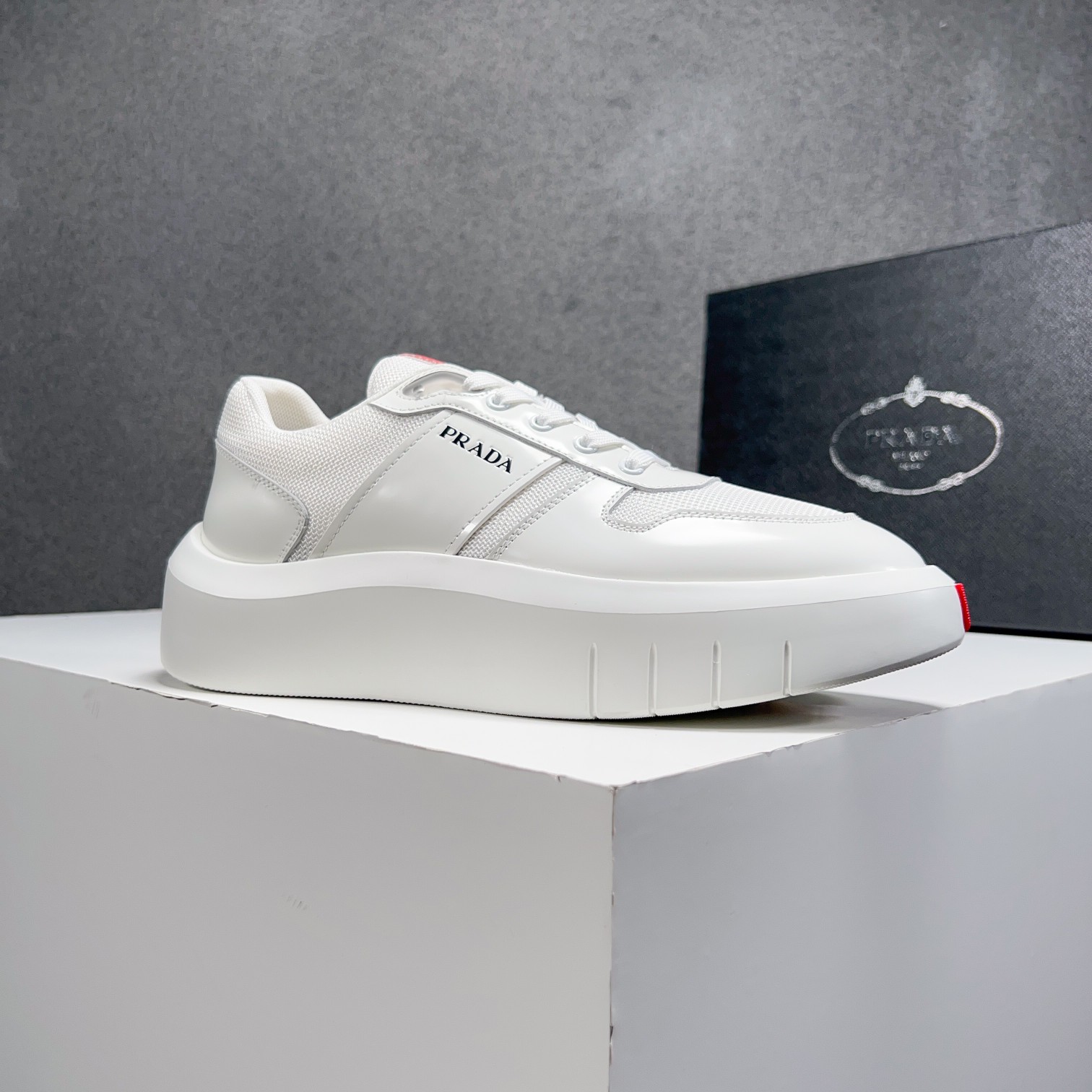 Prada Style Green Leather Men's Shoes style reference detail image 9 from source 781923