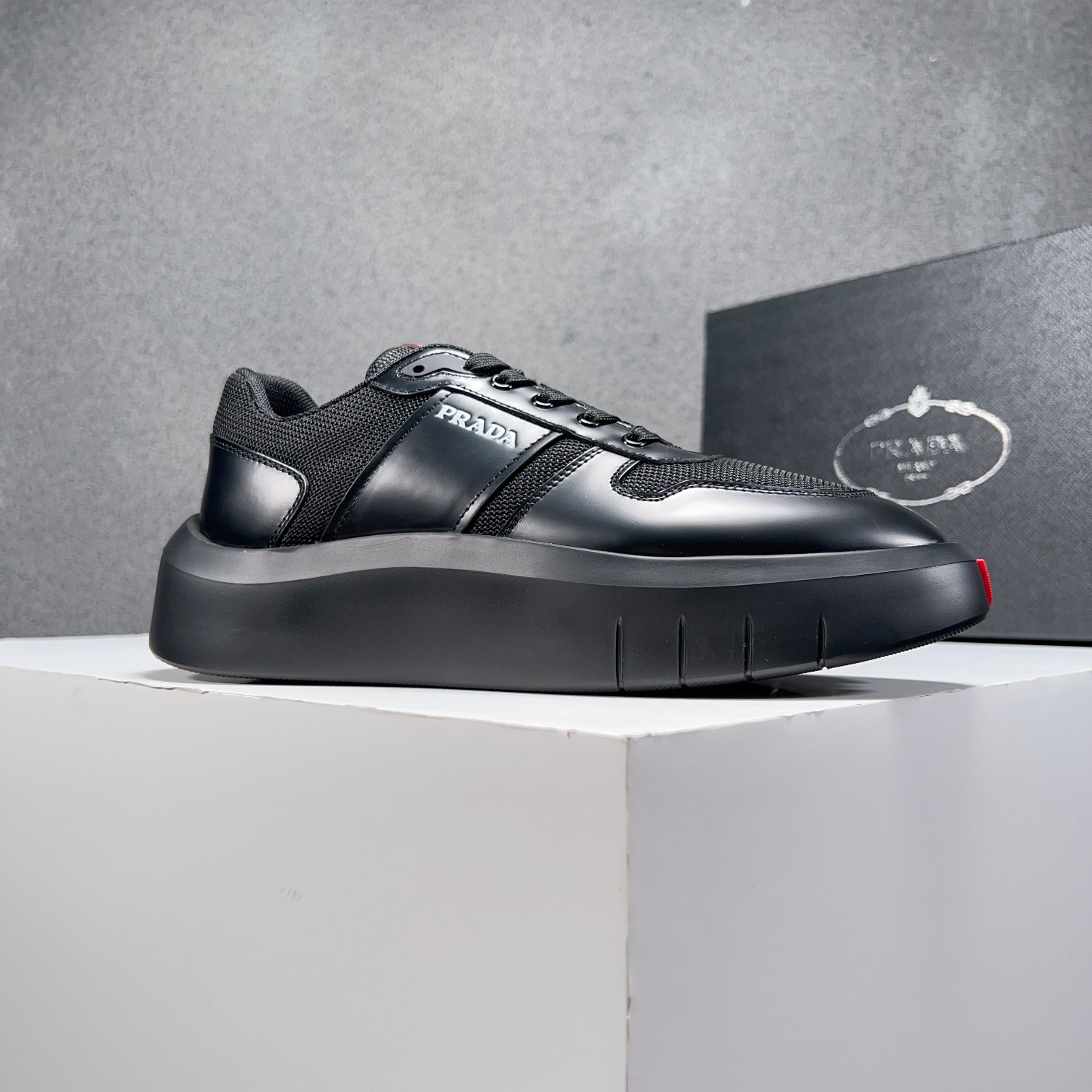 Prada Style Green Leather Men's Shoes style reference detail image 9 from source 781922