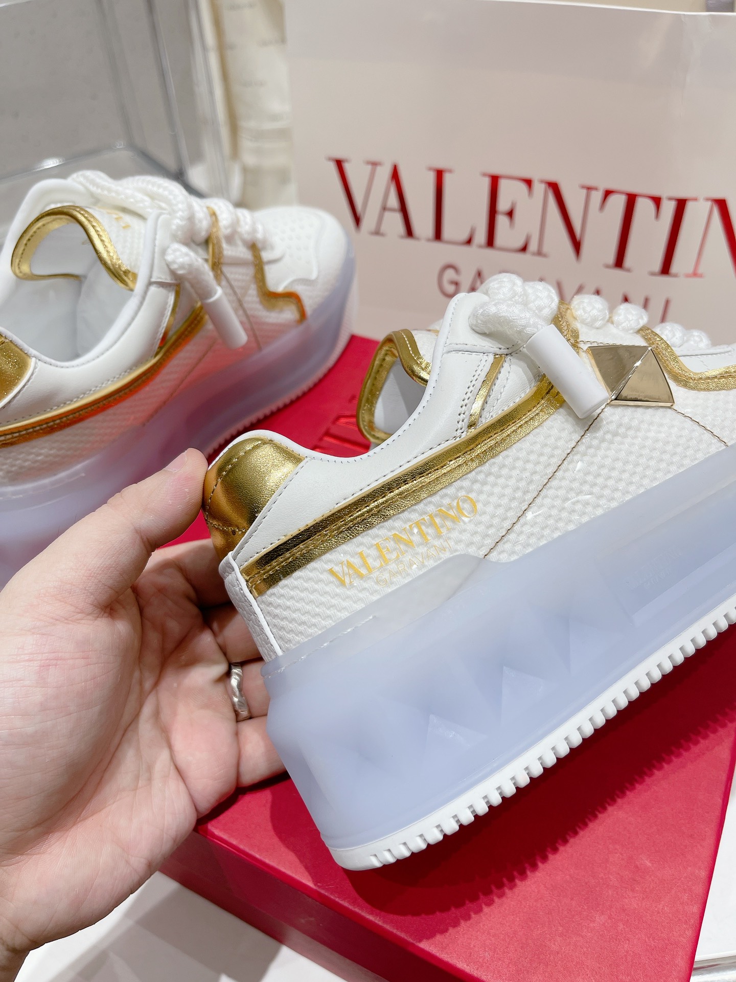 最新两色！最高版本VALENTINO