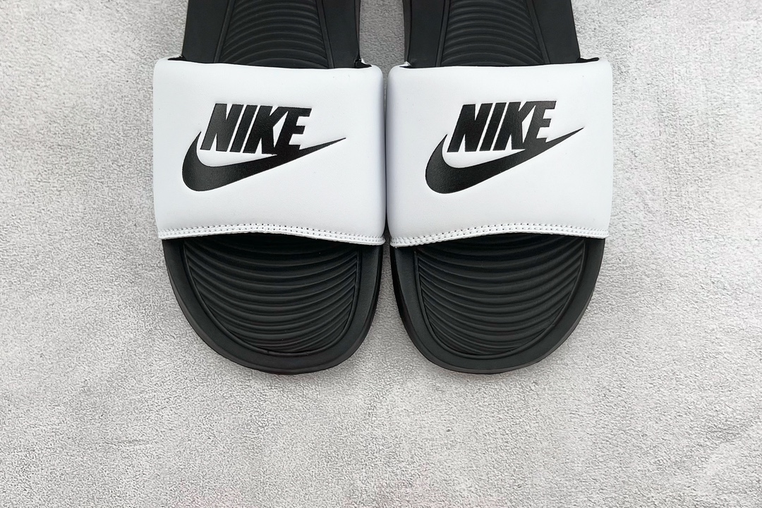 70 平台订单 Nike Victori One Slide 黑白 CN9675-005
