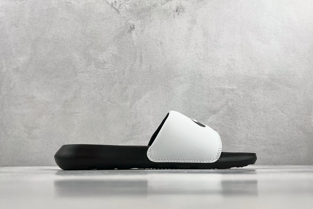 70 平台订单 Nike Victori One Slide 黑白 CN9675-005