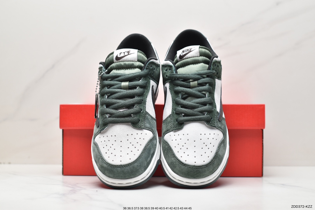 Travis Scott x Playstation x Nike SB Dunk Low TS three-party joint inverted hook CU1726-888