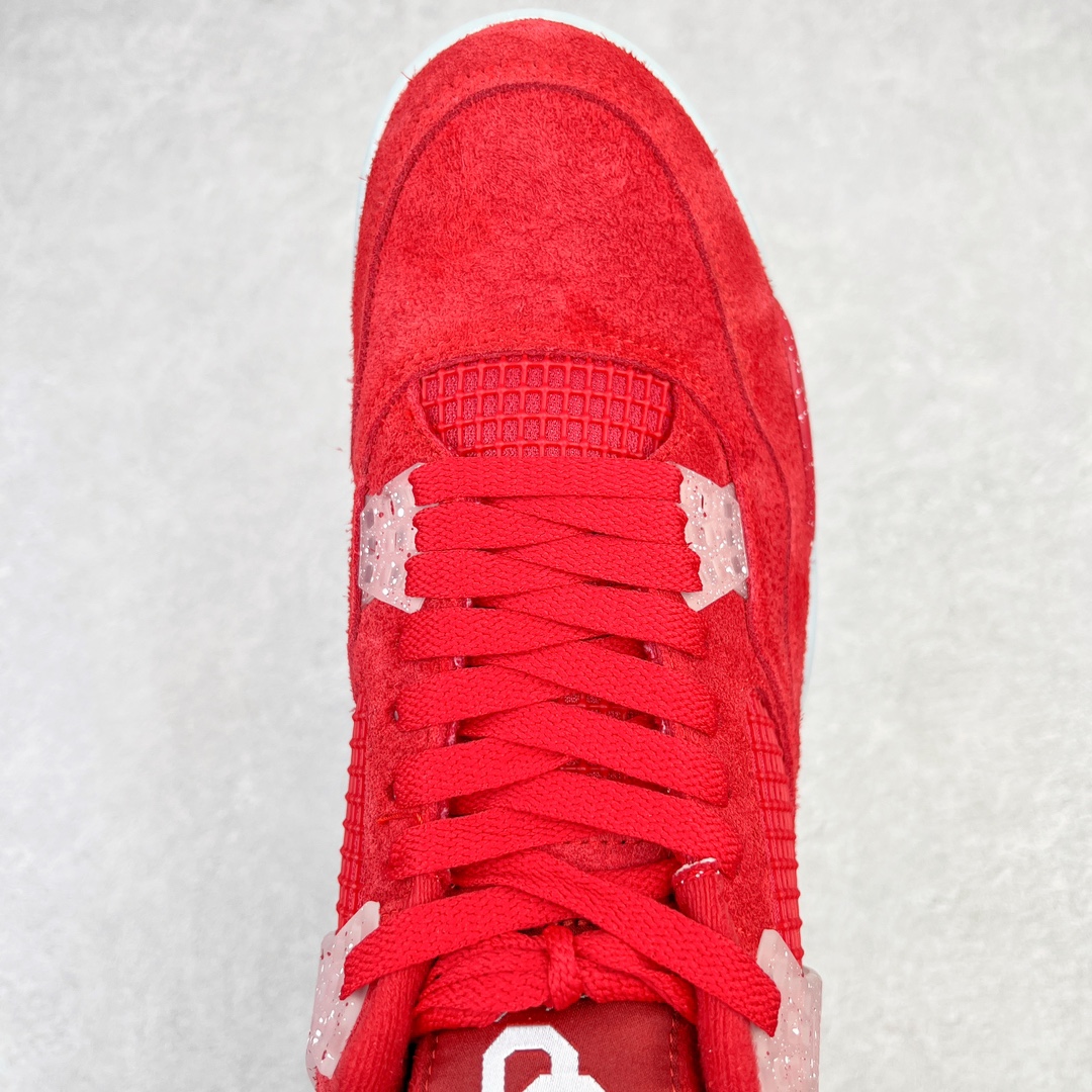 图片[4]-💰130 ＃PB版 福利特价‼Air Jordan AJ4 Retro PE 俄克拉荷马限定大红 耗时半年巨作 40余配色陆续出货 全套原纸板楦头开发 调试30余版 确保原汁原味完美呈现四代版型 一比一鞋头弧度高度趴度鞋身弧度 此版本只针对中端市场 皮料材质有所更替 其他数据细节工艺流程均保持公司一致 细节品控鞋型随意秒杀市面3XX 4XX 原厂TPU网格鞋带扣 正确内里网布 菱角分明不变形无多余毛边 柔软性质感一致于原鞋 原厂织唛标 原厂飞人电绣工艺 独家绑鞋带手法 印刷中底布 四线拉帮 米色美纹纸贴合固定 进口港宝加持 后跟自然饱满 全鞋荧光划线卡点 追求极致完美 每一双都是工艺品 多重QC质检 超越公司货的品控标准 实实在在的免检产品 尺码：40 40.5 41 42 42.5 43 44 44.5 45 46 47.5 编码：by2936000-运动鞋