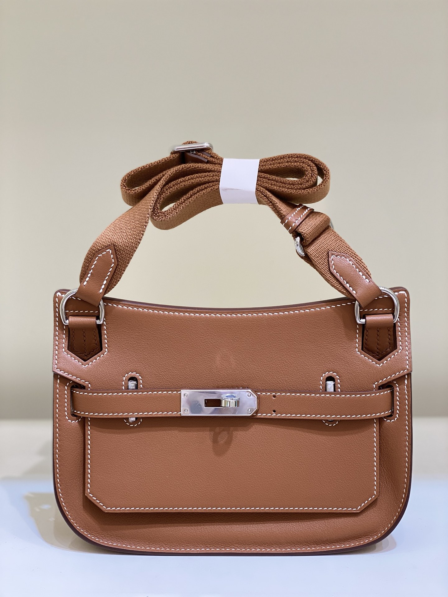 Jypsiere Mini Crossbody Bag, Versatile & Compact, Kelly Style Alternative 1 i1682142783 2935 0