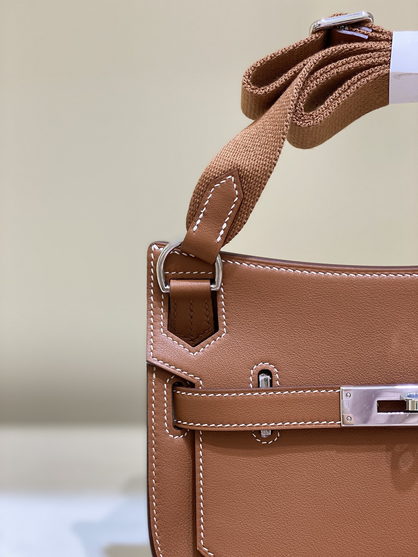 Jypsiere Mini Crossbody Bag, Versatile & Compact, Kelly Style Alternative 2 i1682142783 9711 2