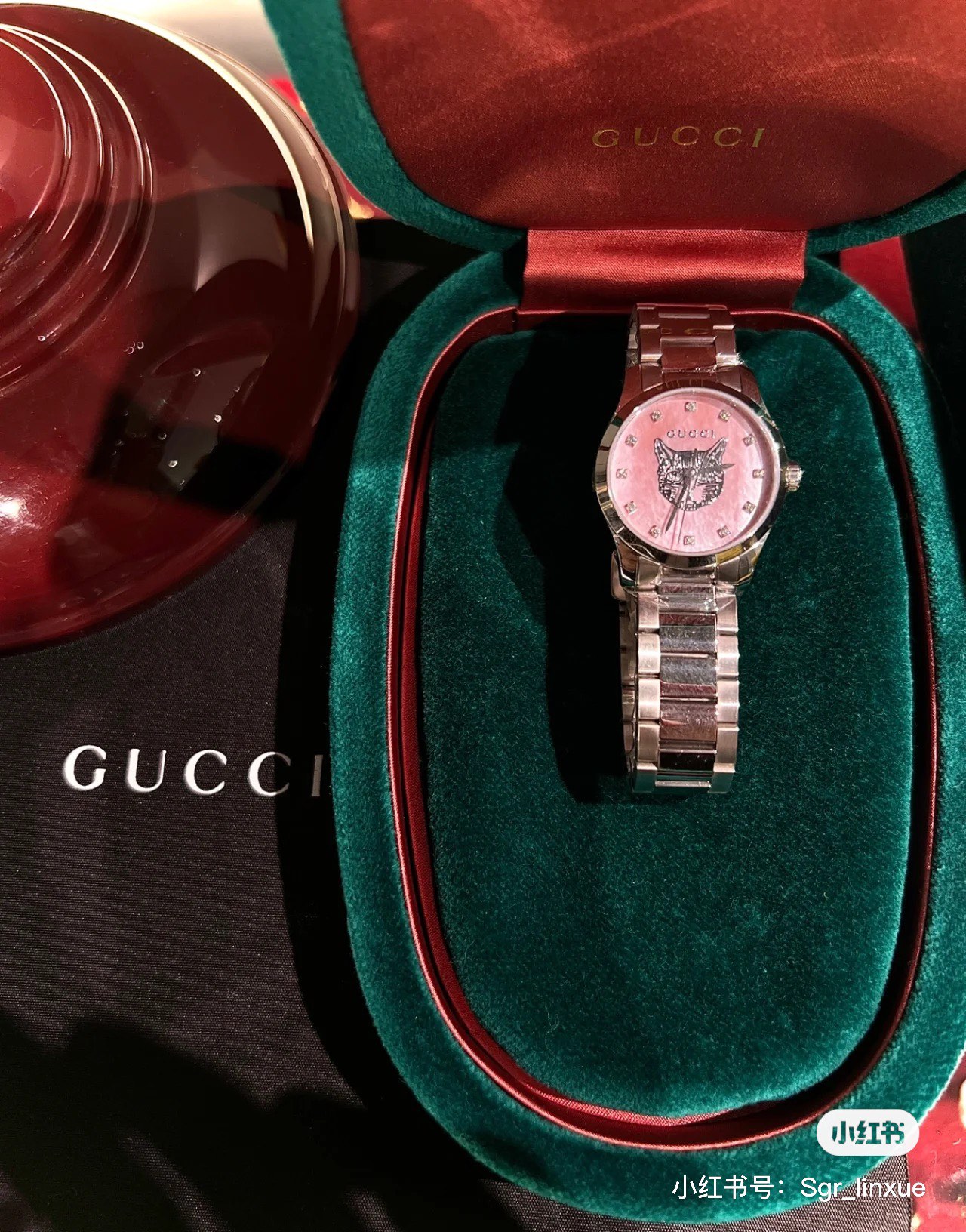 Gucci Augustine Watch Collection: White Shell, Gold Details, Classic Design Options - 图片 7