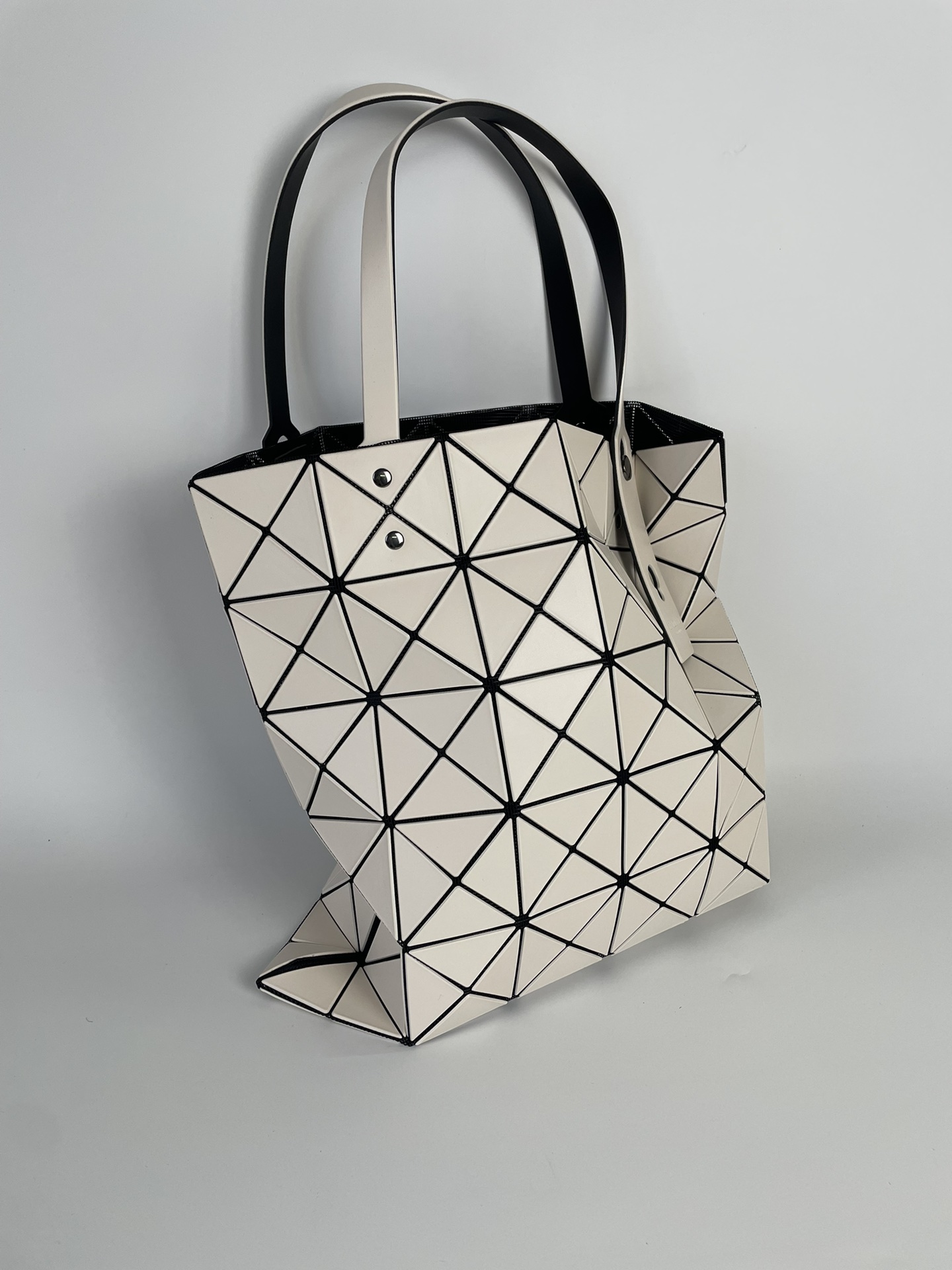 Issey Miyake ～三宅一生7月限定款