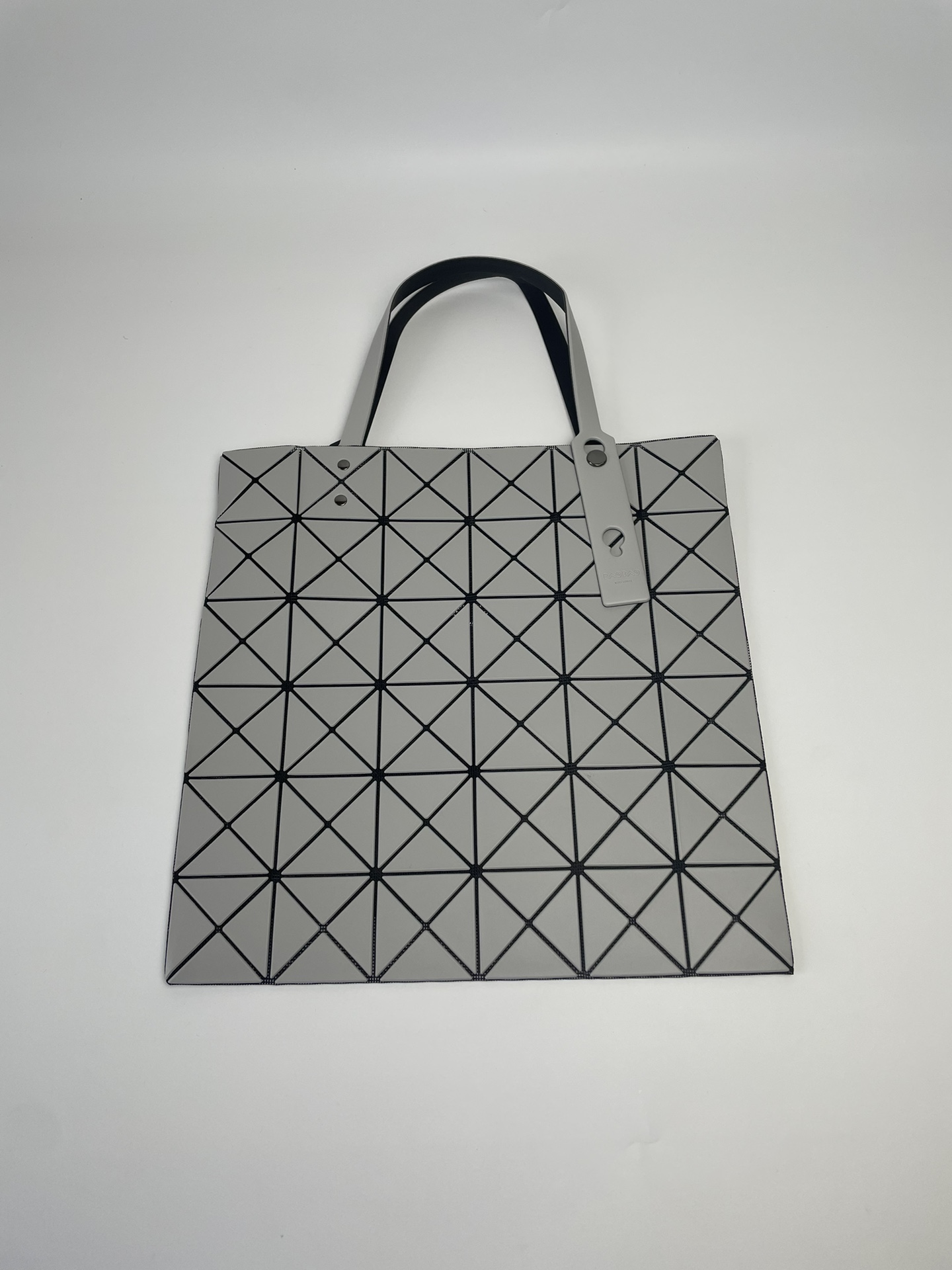 Issey Miyake ～三宅一生7月限定款
