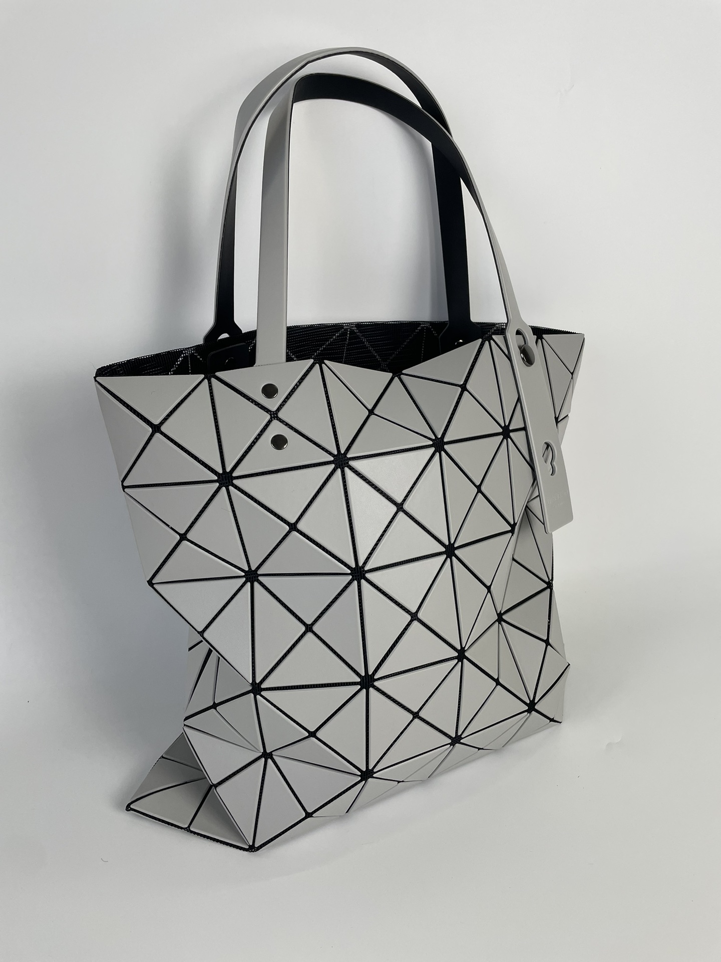 Issey Miyake ～三宅一生7月限定款