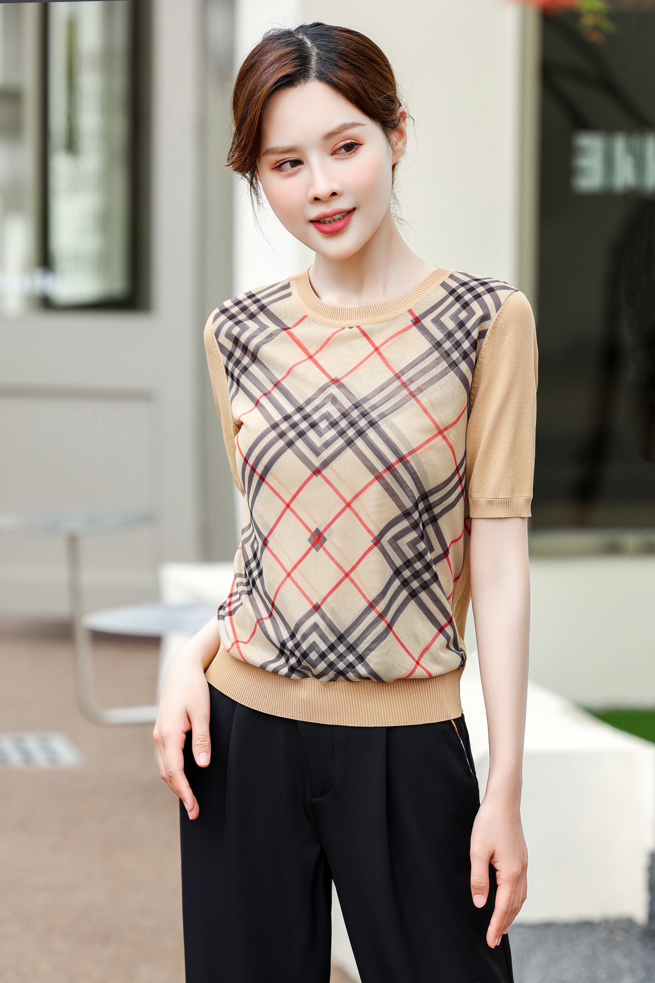 Elegant Plaid Print Knitted Top - Short Sleeve, Round Neck, Summer Fashion 4 i1682161277 7349 3
