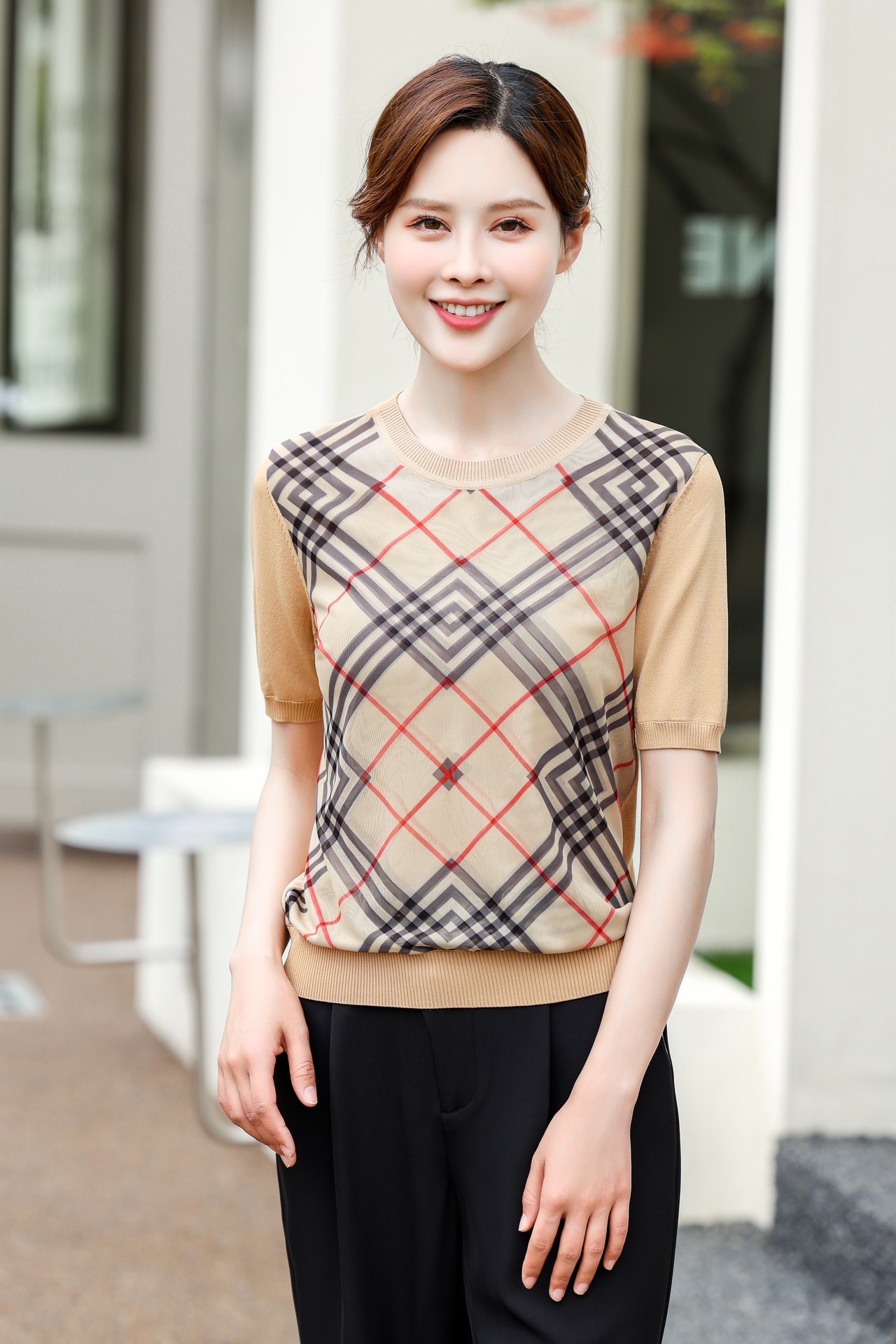 Elegant Plaid Print Knitted Top - Short Sleeve, Round Neck, Summer Fashion 3 i1682161277 7655 2