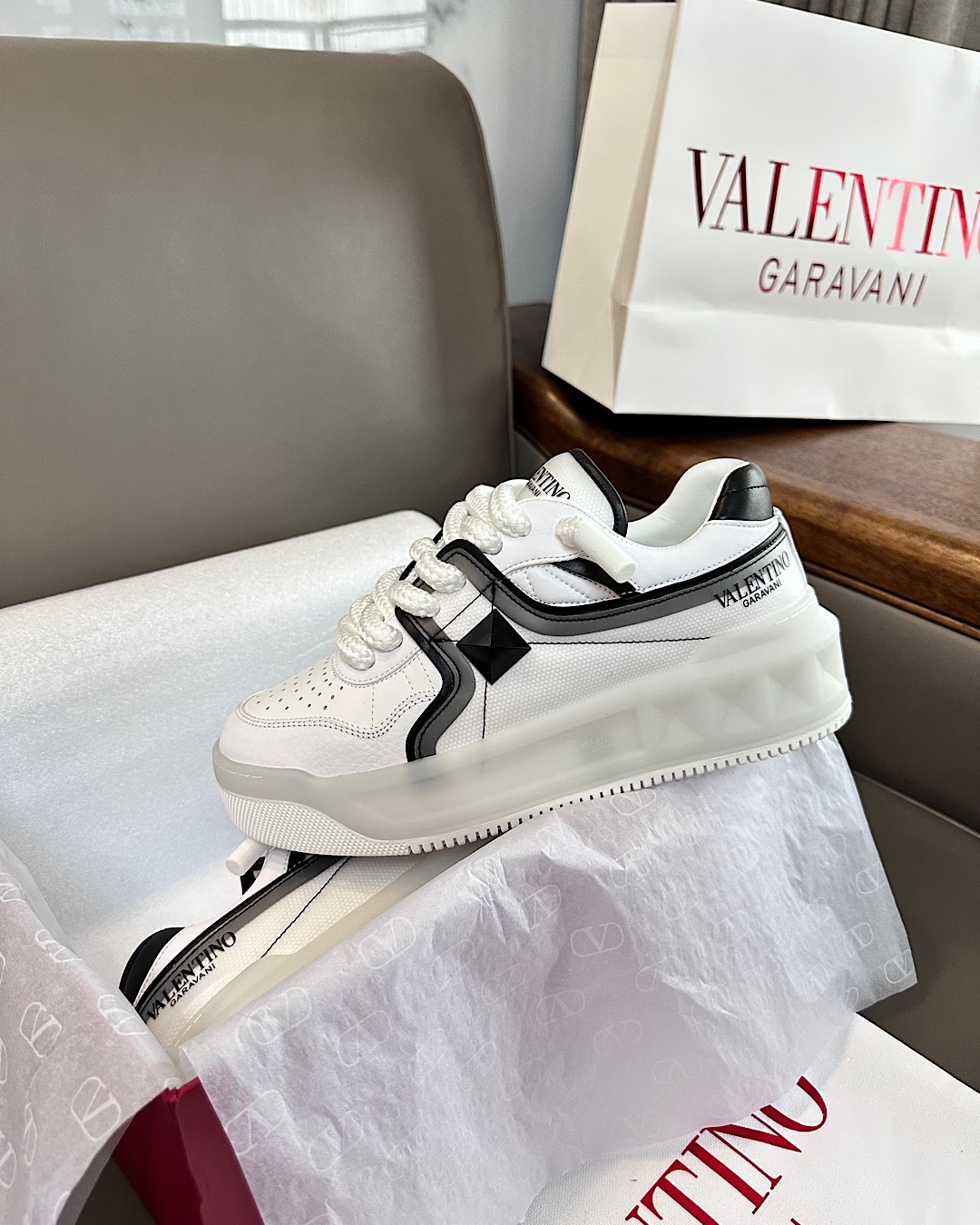 Valentino Low-Top Sneakers White Lace-Up Platform