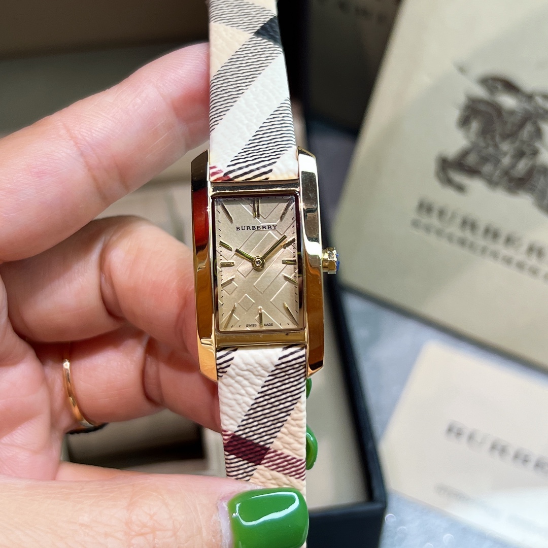 BURBERRY Gold Shell Watch with Drilling Ring, Swiss Quartz, Steel, 19x30mm. - 图片 3