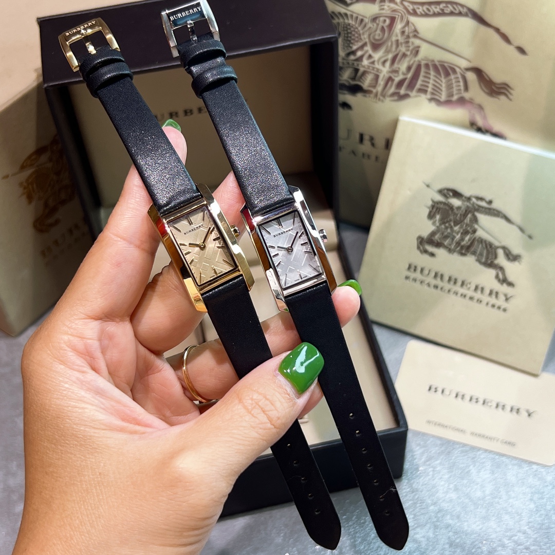 BURBERRY Balboly Rectangular Platinum Watch with Swiss Quartz Movement and Steel Casing - 图片 9