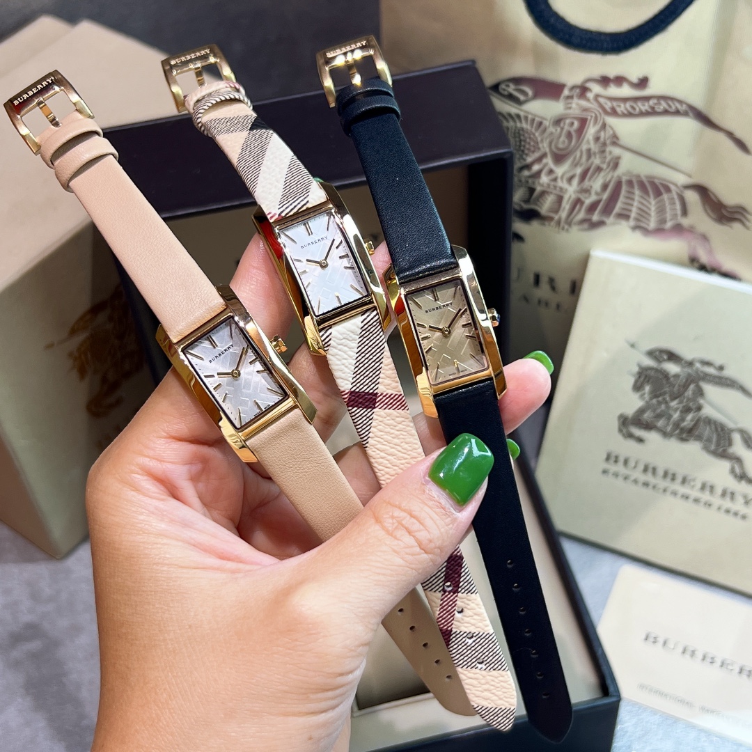 BURBERRY Balboly Rectangular Platinum Watch with Swiss Quartz Movement and Steel Casing - 图片 8