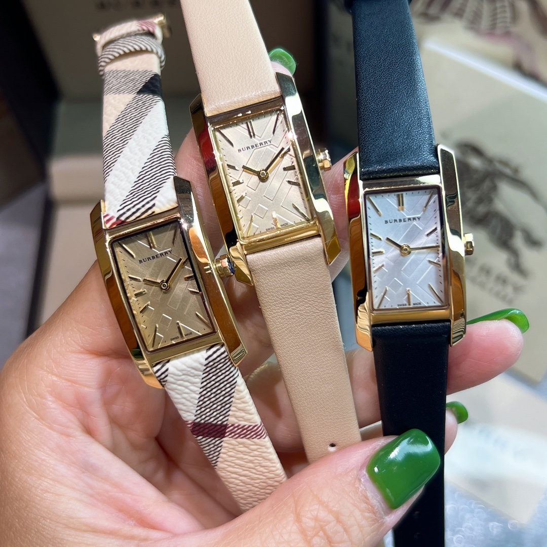 BURBERRY Balboly Rectangular Platinum Watch with Swiss Quartz Movement and Steel Casing - 图片 2
