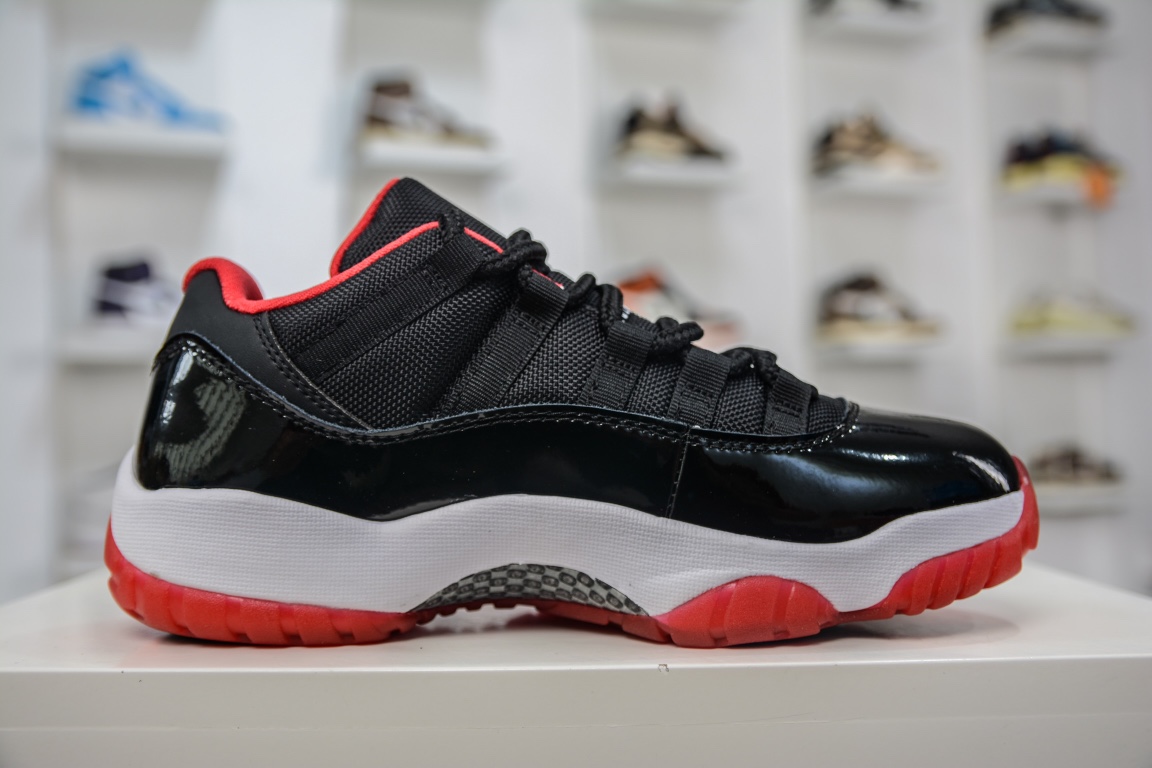 270 顶级性价比Air Jordan 11 Retro Low运动文化篮球鞋 528895-012