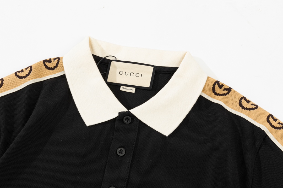 “Gucci Double G-Weave Logo Polo: 1980s-Inspired Custom Comfort” - 图片 2