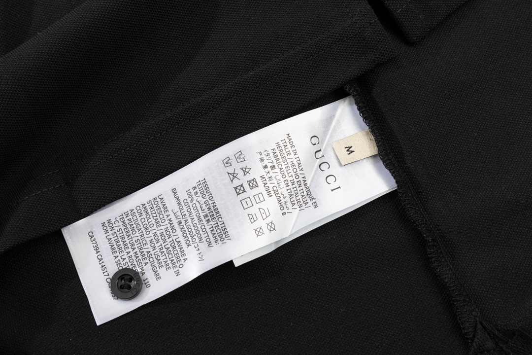 “Gucci Double G-Weave Logo Polo: 1980s-Inspired Custom Comfort” - 图片 6