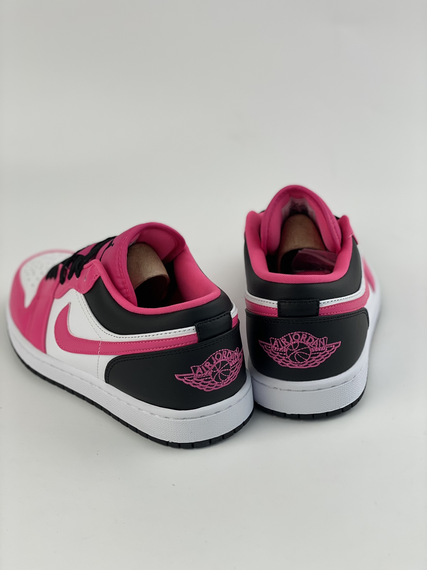 Air Jordan 1 Low White Pink Black AJ1 Joe 1 Low Top Casual Shoes DZ5365-601