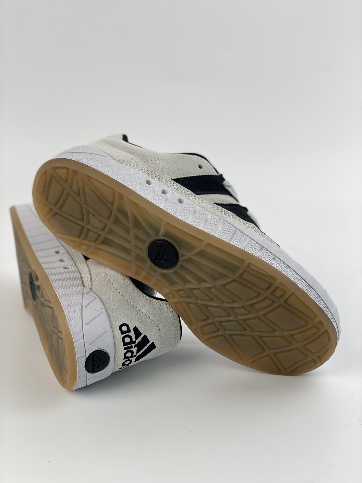 Adidas Adimatic Low Matic series low-top retro shark bread casual sports skateboard shoes GY2091