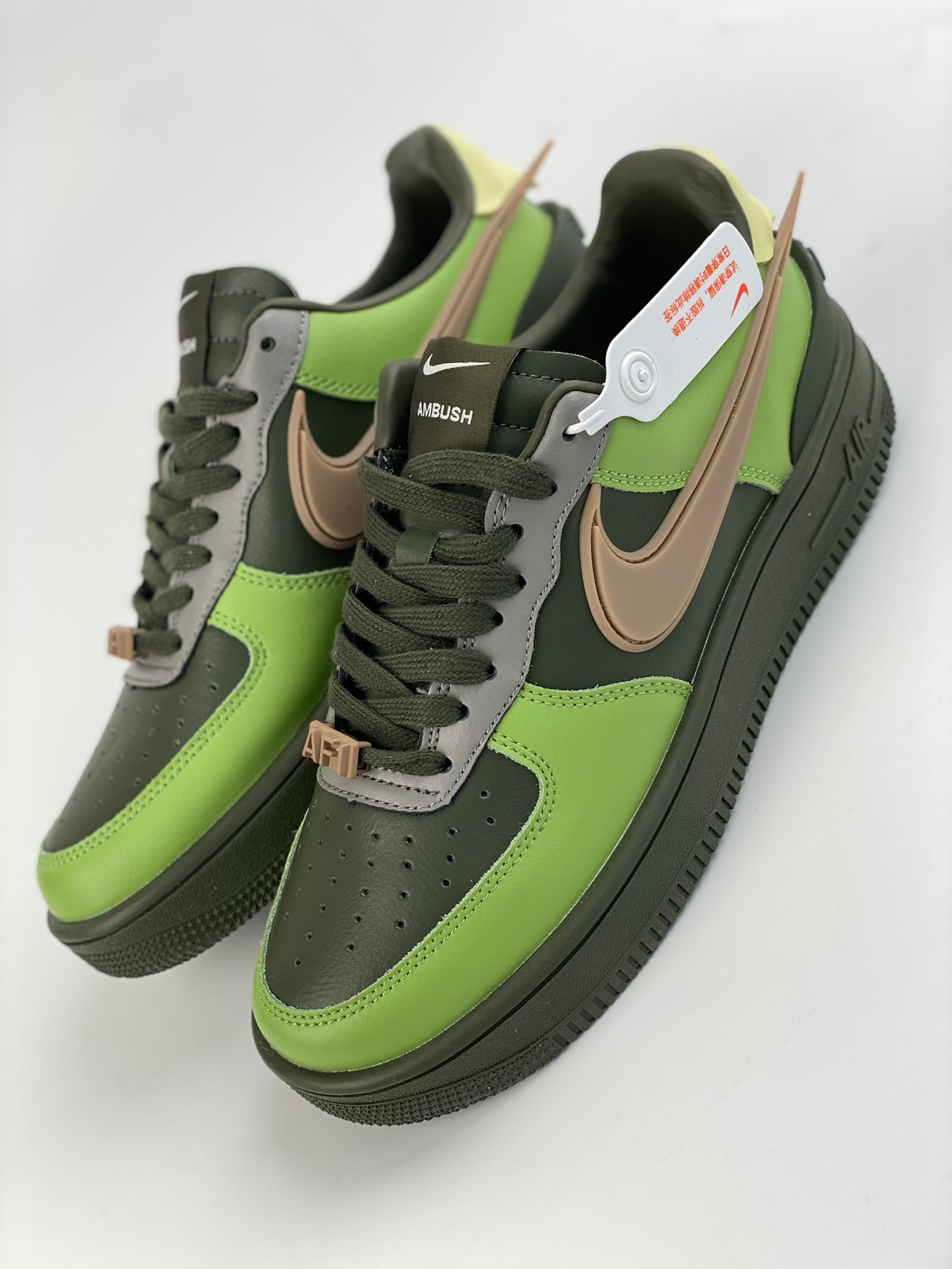 AMBUSH xNike Air Force1 Low is made of leather throughout DV3464-006