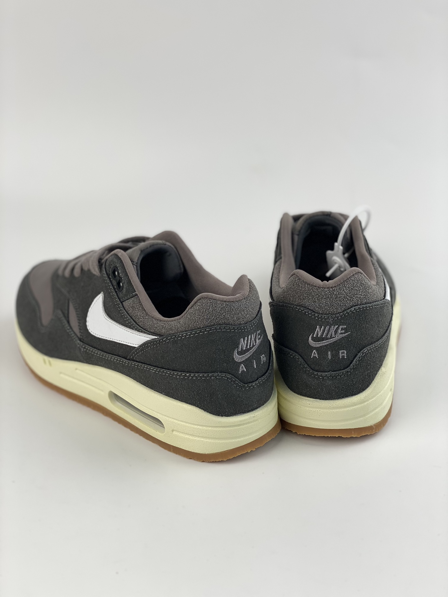 Nike Air Max 1 PRM black, brown and white retro casual running shoes FD5088-001