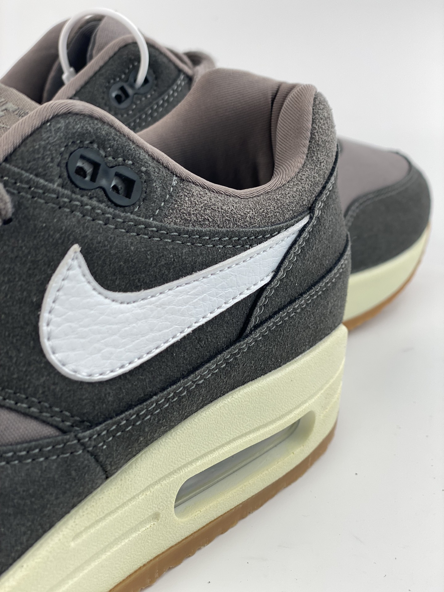 Nike Air Max 1 PRM black, brown and white retro casual running shoes FD5088-001