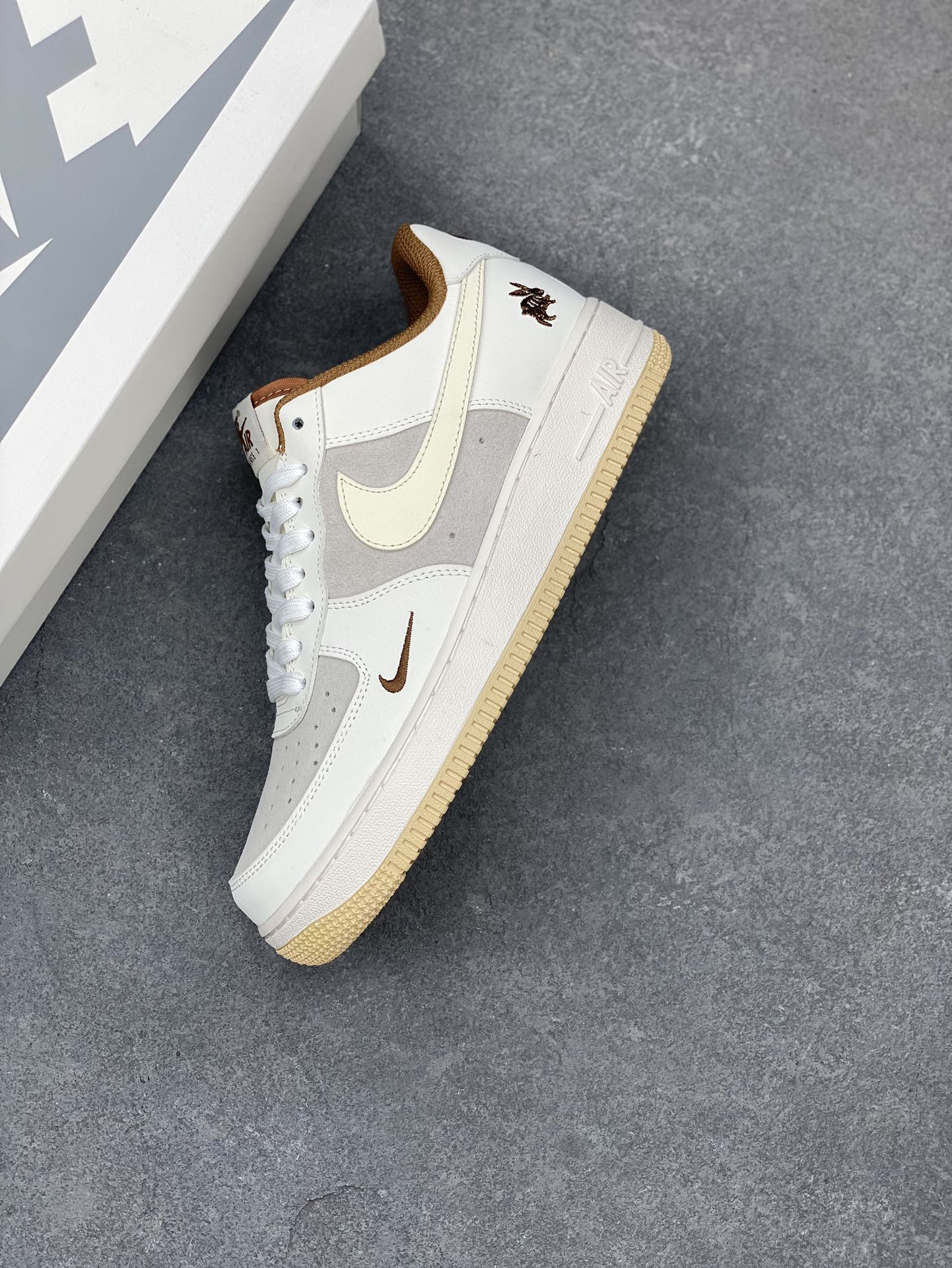 Nike Air Force 1 '07 Low 'Year of The Rabbit' Sneakers AE3398-668 8 i1682188041 8400 6
