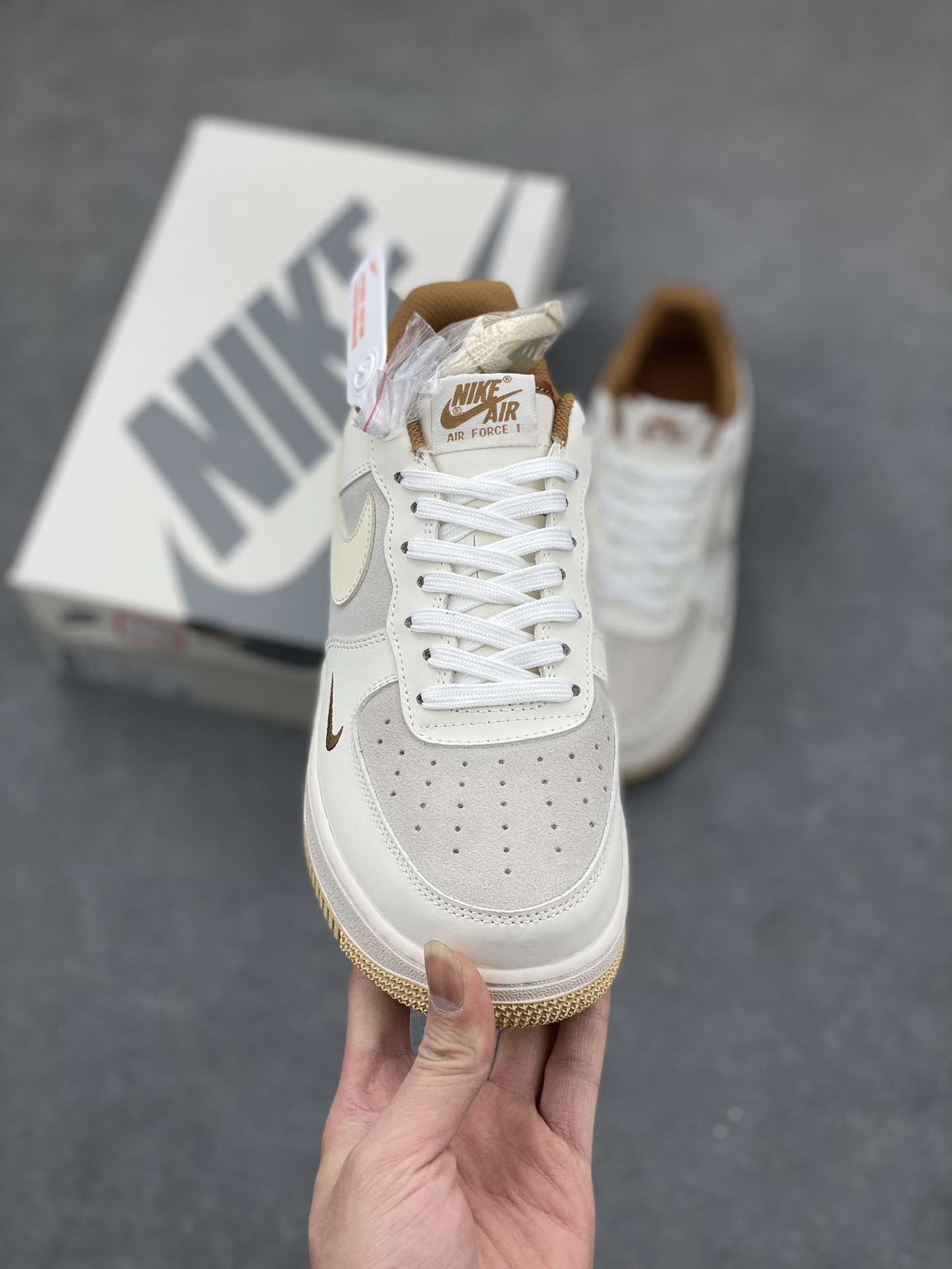 Nike Air Force 1 '07 Low 'Year of The Rabbit' Sneakers AE3398-668 3 i1682188041 8997 1