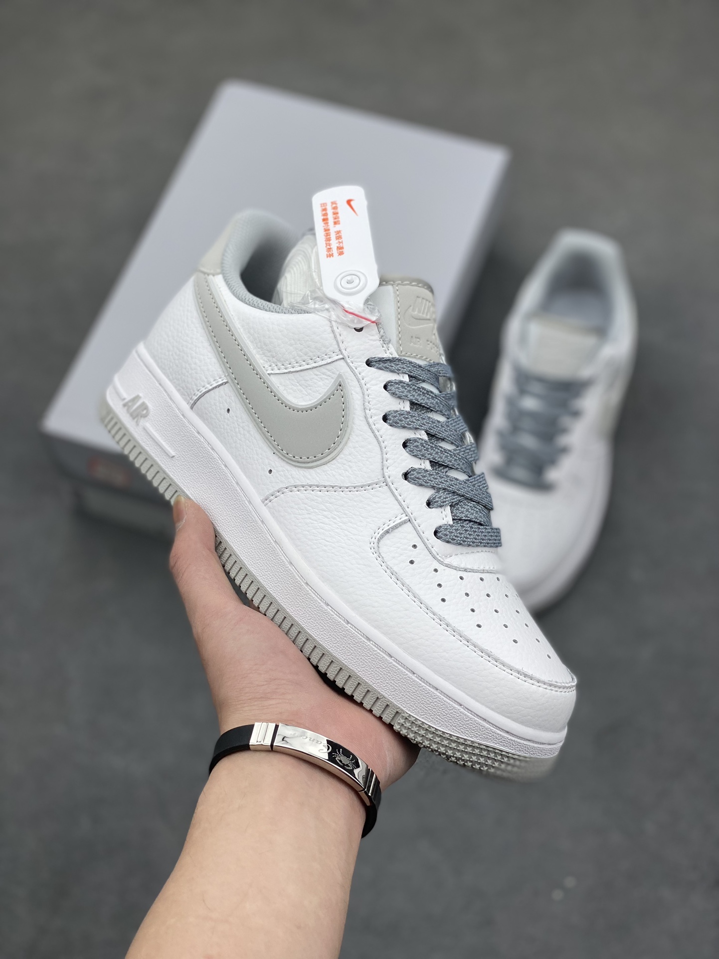 Nike Air Force 1 '07 White/Grey Reflective Low-Top Sneakers 2 i1682188564 4754 0