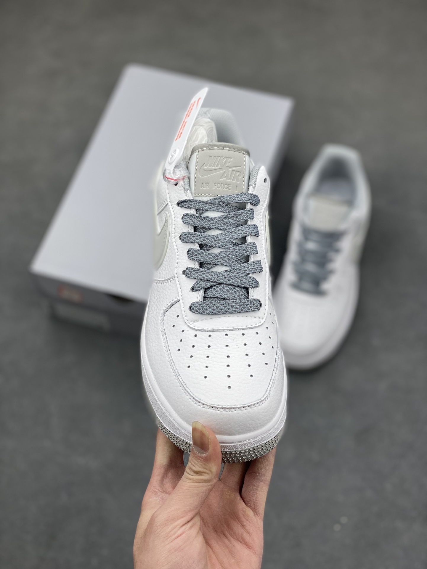 Nike Air Force 1 '07 White/Grey Reflective Low-Top Sneakers 3 i1682188564 5616 1