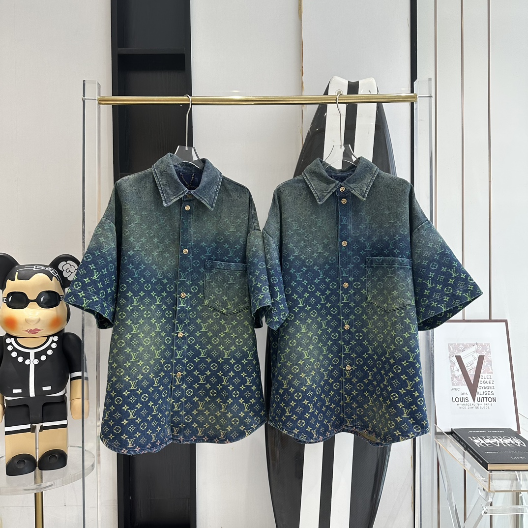 Louis Vuitton Copy
 Clothing Shirts & Blouses Unisex